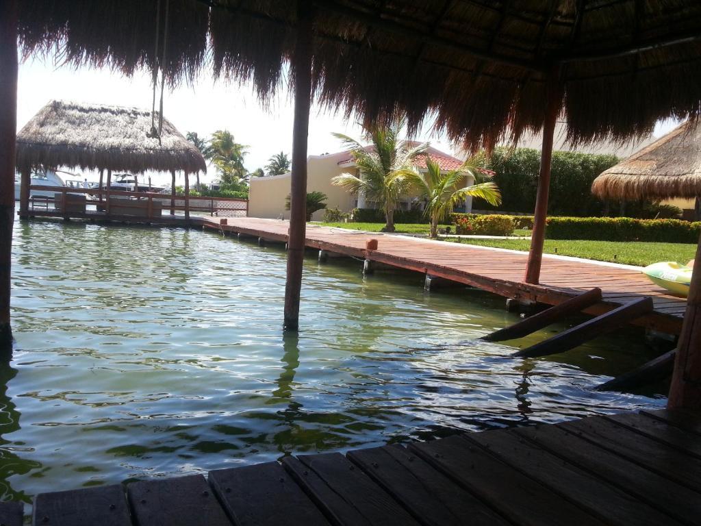 Casa Margarita Hotel Boutique Cancun Exterior photo